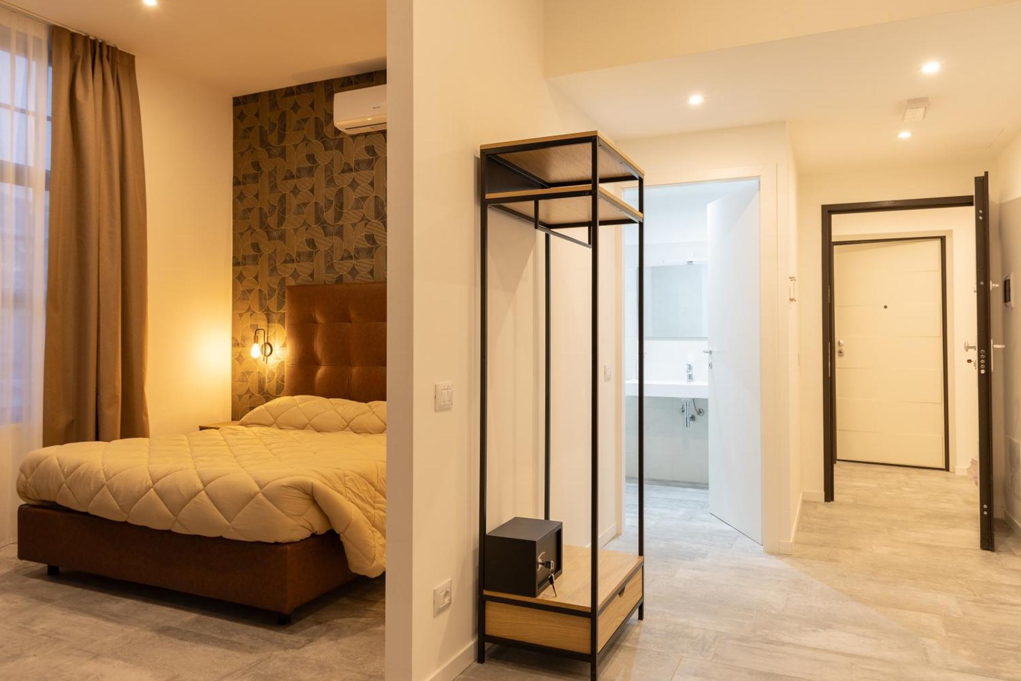 Living Como-rooms&parking Como